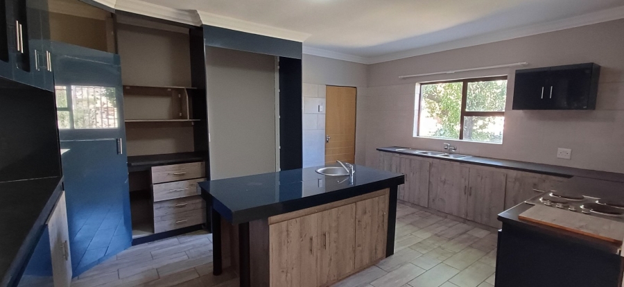 7 Bedroom Property for Sale in Bethlehem Free State
